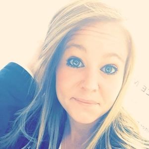 Meet your Posher, Candy